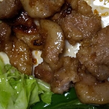 豚ロースの塊肉を、薄めに切って使いました。生姜シャムをとっても美味しく活用出来て、嬉しかったです♪有難うございます！